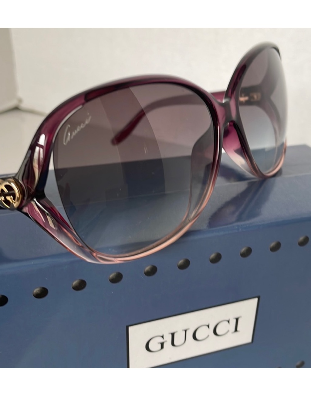 Authentic Sunglasses Gucci Made In Italy.